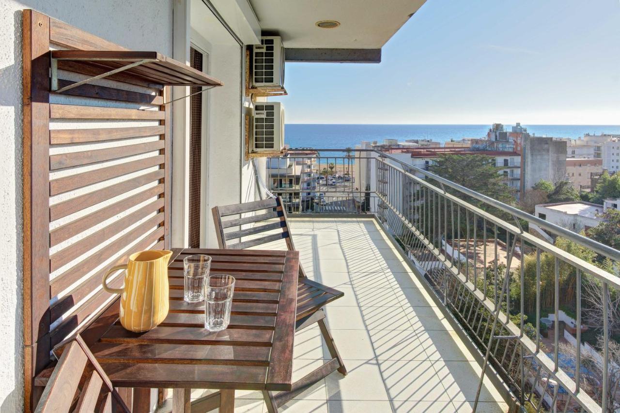 Apartament Pau Casals, 2 Min Walk From The Sea & Sea View 료렛 드 마르 외부 사진