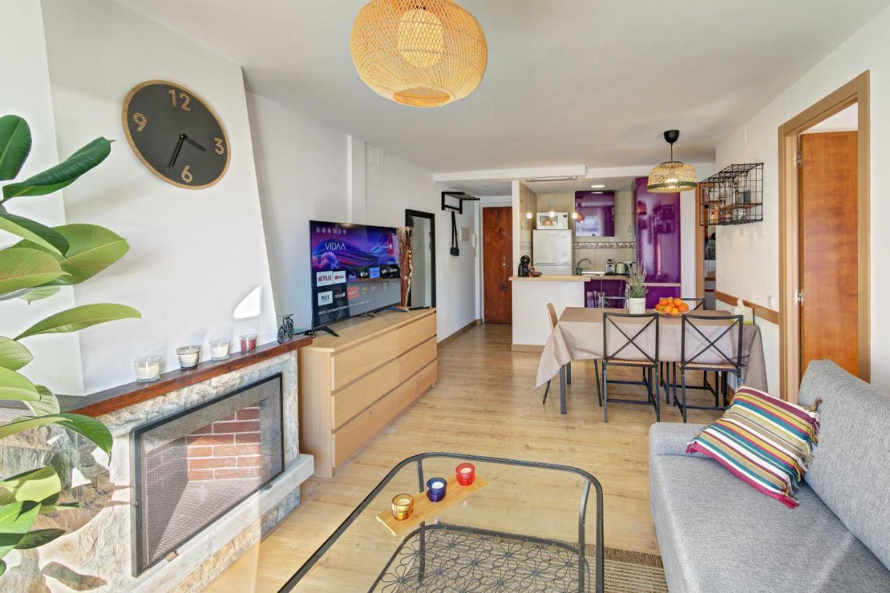 Apartament Pau Casals, 2 Min Walk From The Sea & Sea View 료렛 드 마르 외부 사진